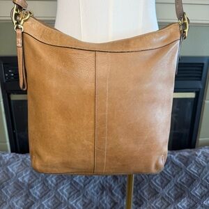 Coach 2003 Retro Medium Slim Duffel aka Legacy Slim Duffle-Tan Leather-Vintage